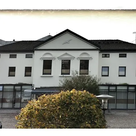 Boardinghouse Vegesack 招待所